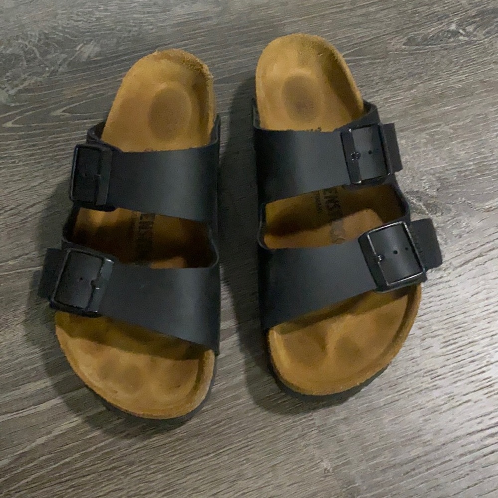 Arizona black leather Birkenstocks